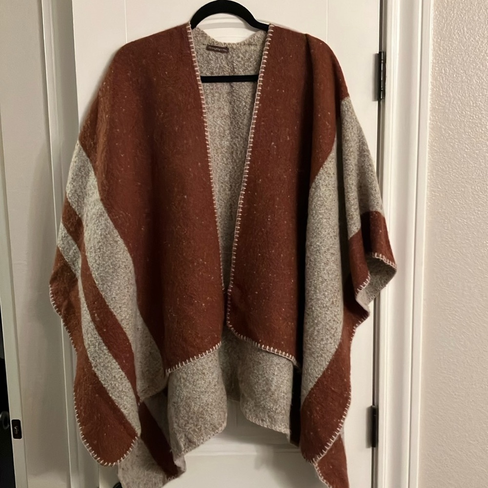 Sweater open front poncho/jacket